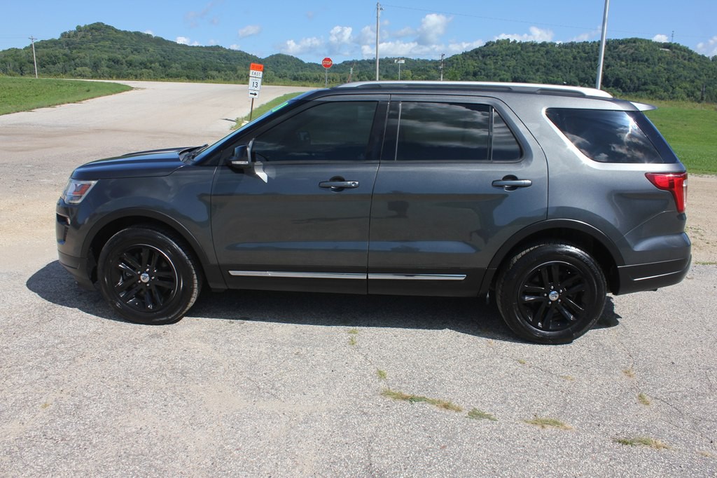 2018 Ford Explorer Image 8