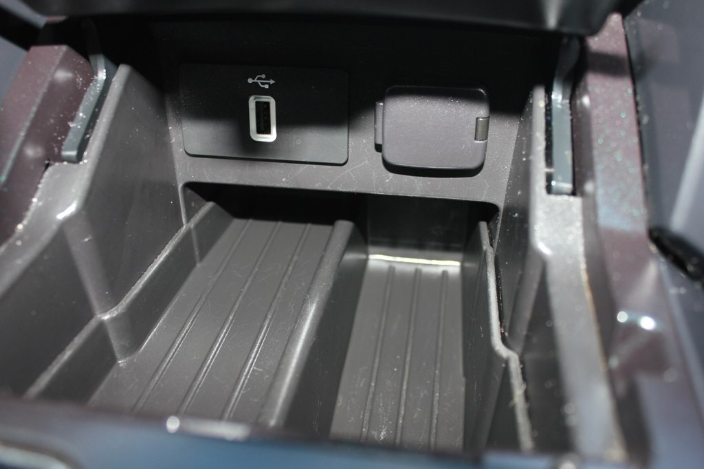 2018 Ford Explorer Image 20