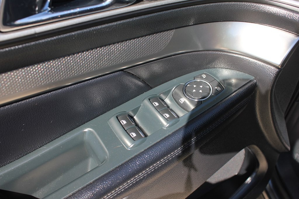 2018 Ford Explorer Image 27