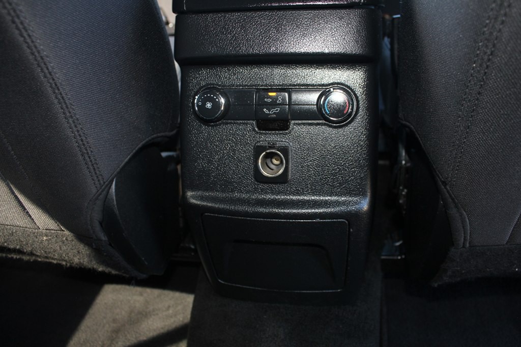 2018 Ford Explorer Image 35
