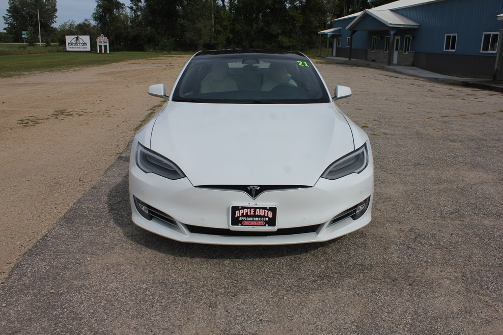 2021 Tesla Model S Image 2
