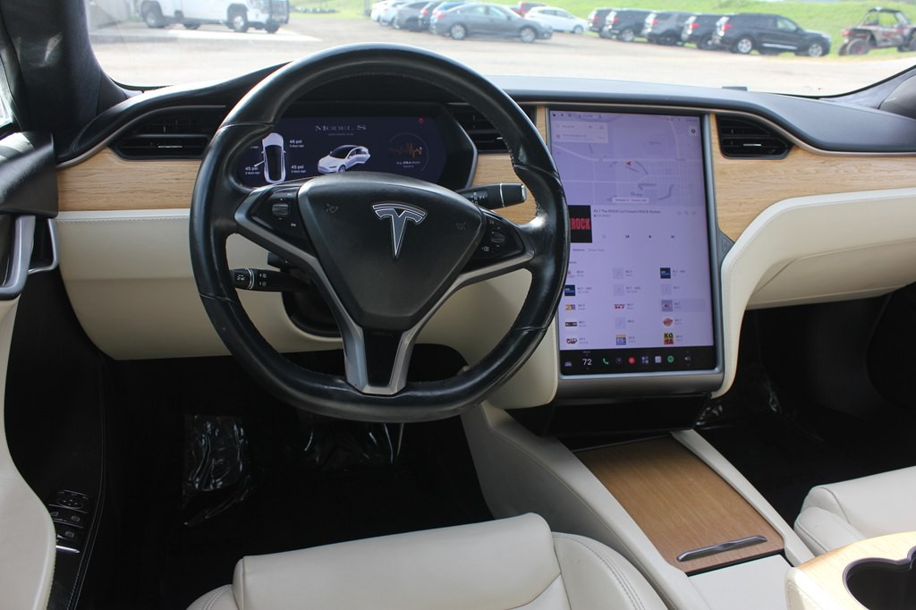 2021 Tesla Model S Image 9