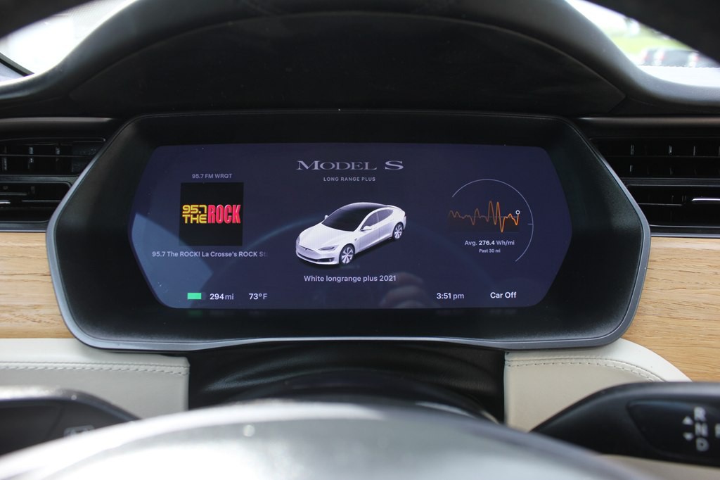 2021 Tesla Model S Image 11