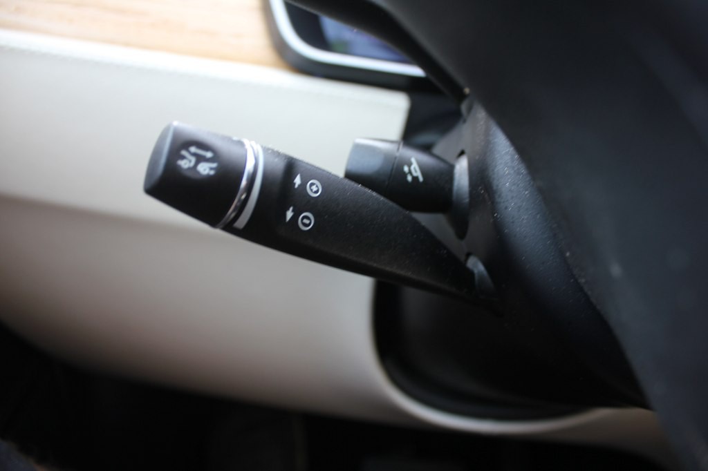 2021 Tesla Model S Image 14