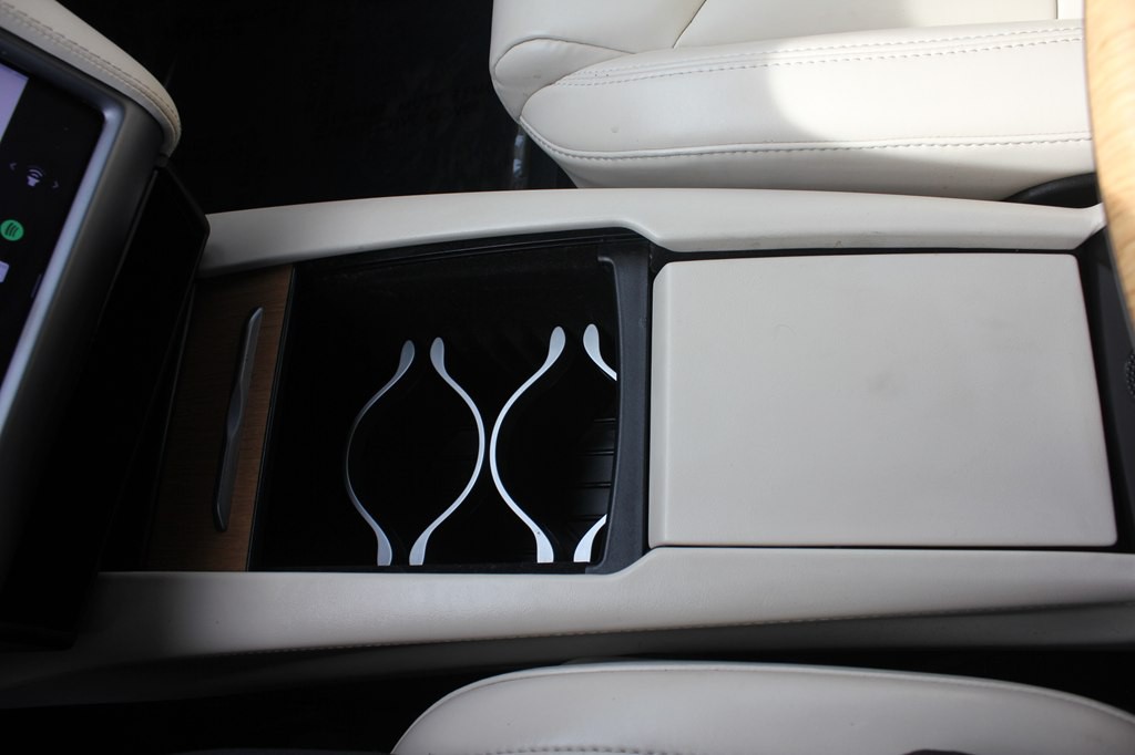 2021 Tesla Model S Image 20