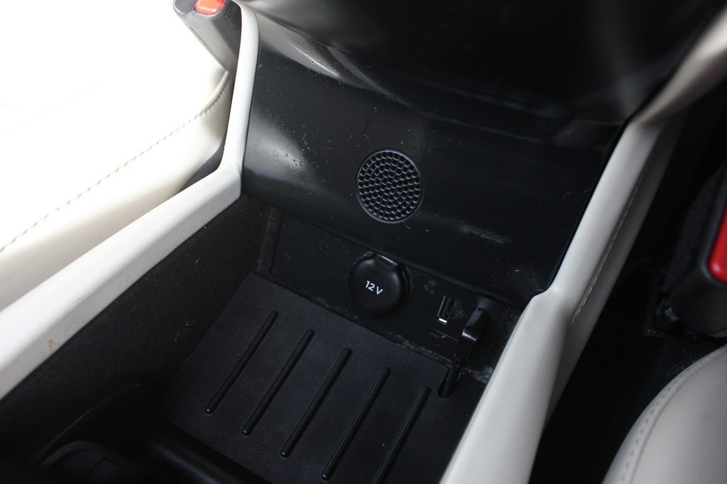 2021 Tesla Model S Image 21