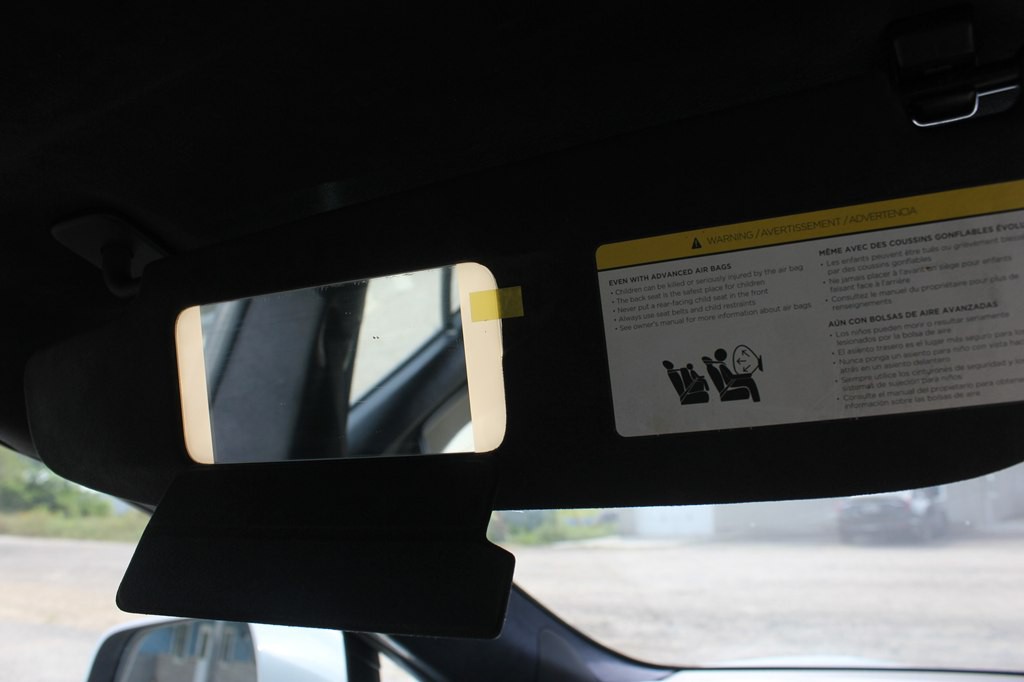 2021 Tesla Model S Image 24