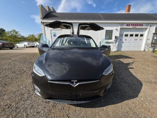 Image for 2016 Tesla Model X 90D ID: 7618146