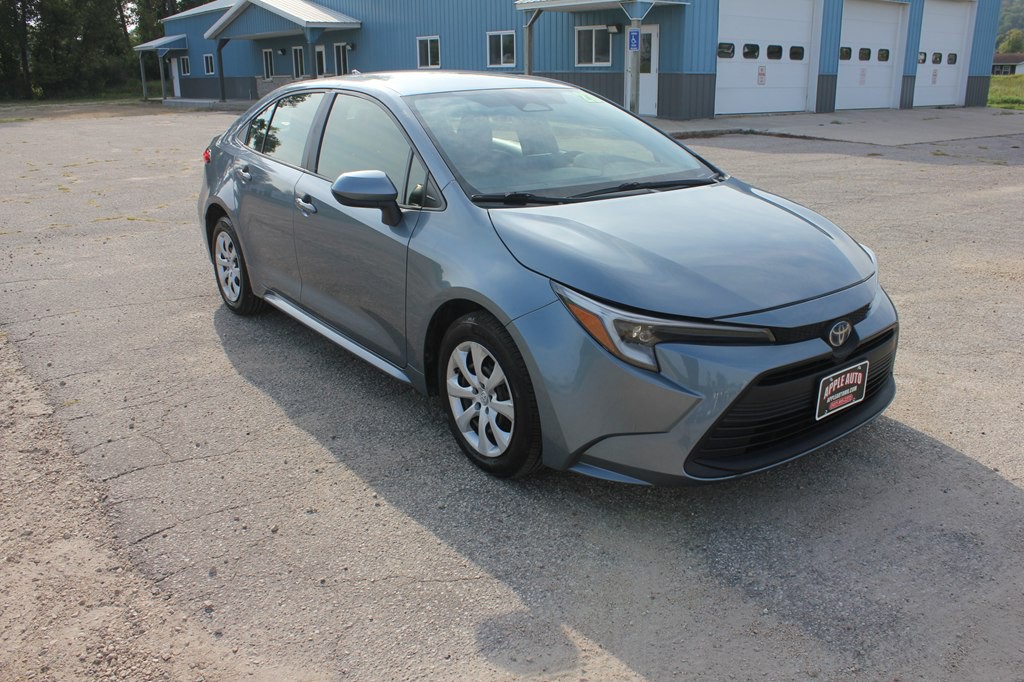 2023 Toyota Corolla Image 3
