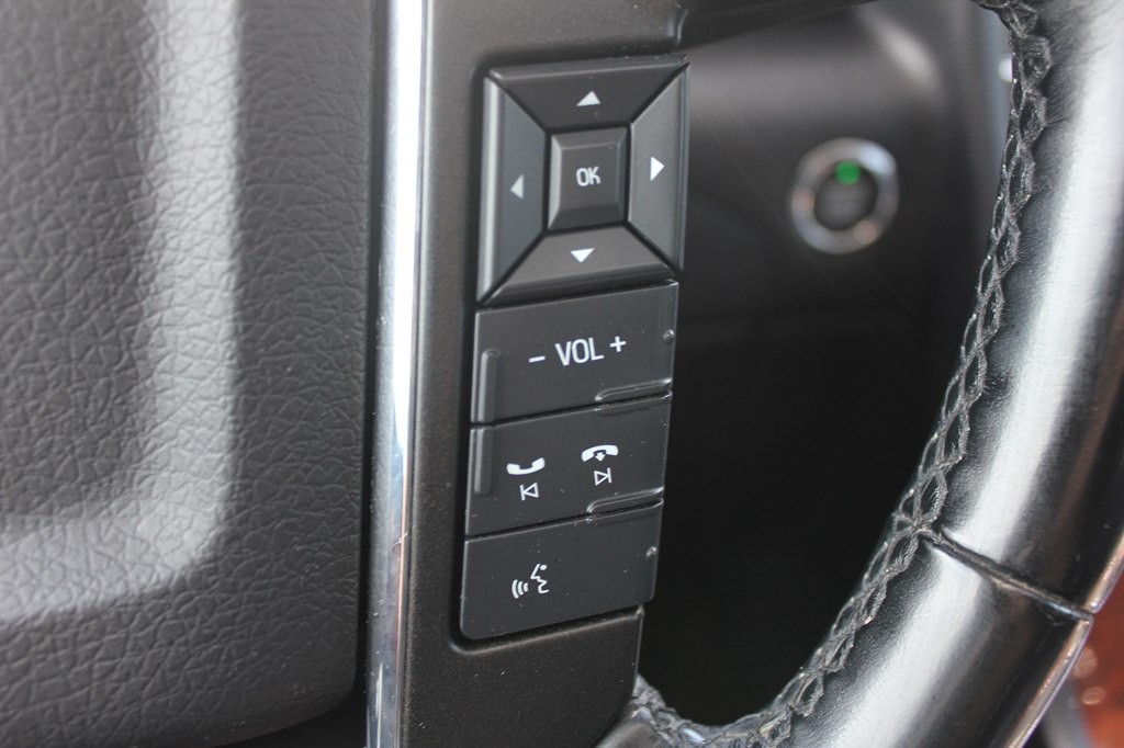 2017 Lincoln Navigator Image 13
