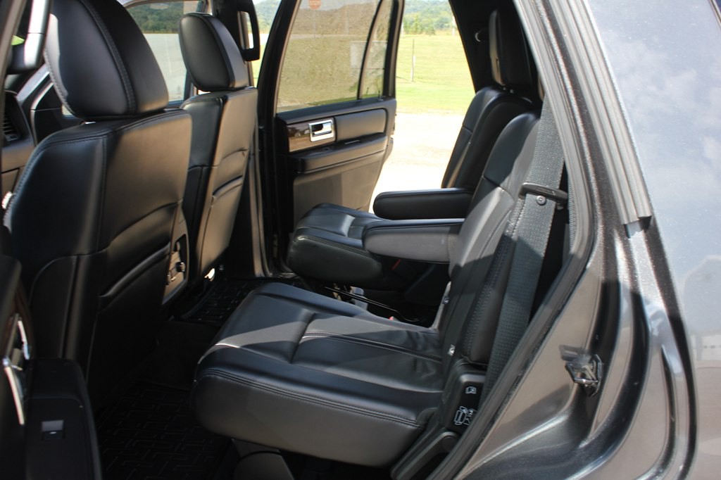2017 Lincoln Navigator Image 39