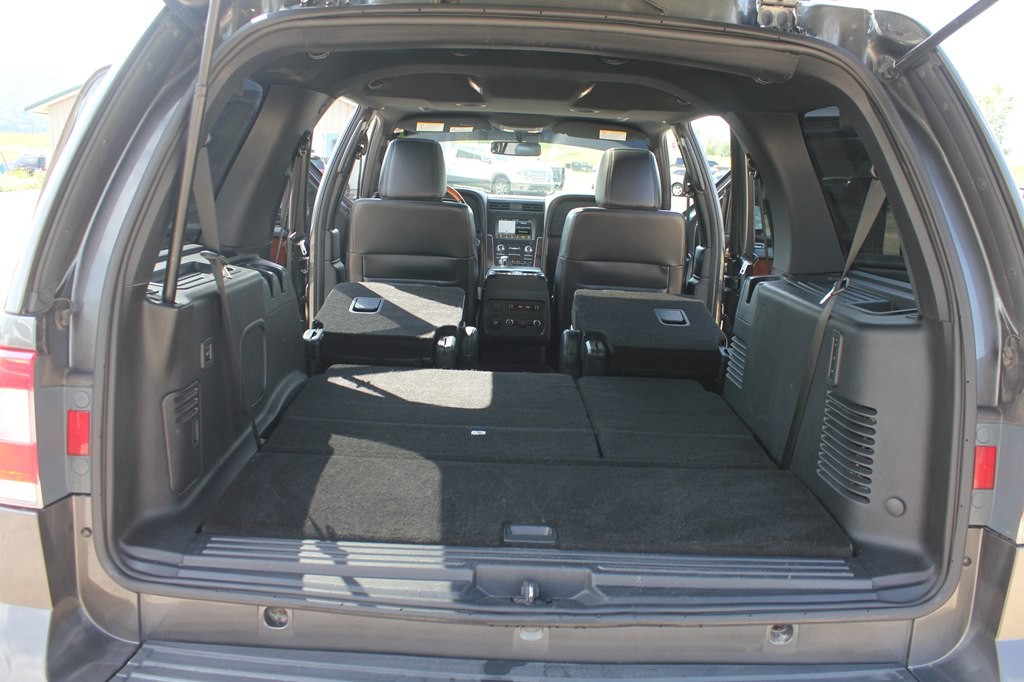 2017 Lincoln Navigator Image 43