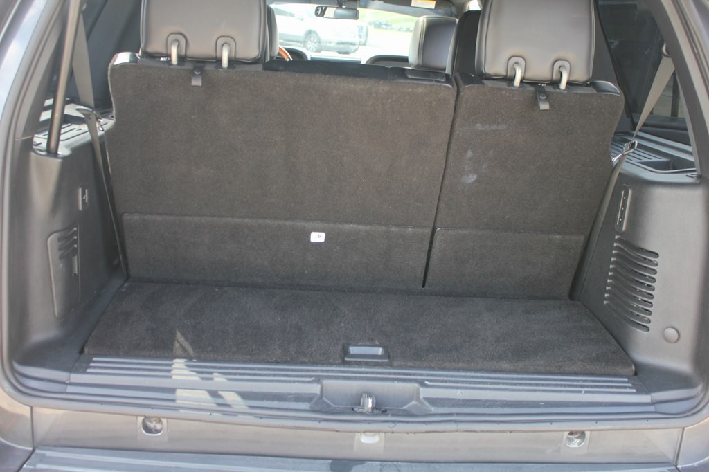 2017 Lincoln Navigator Image 45
