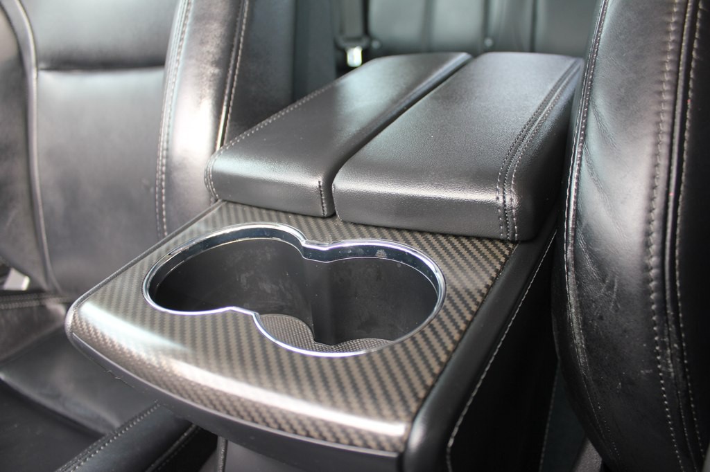 2015 Tesla Model S Image 22