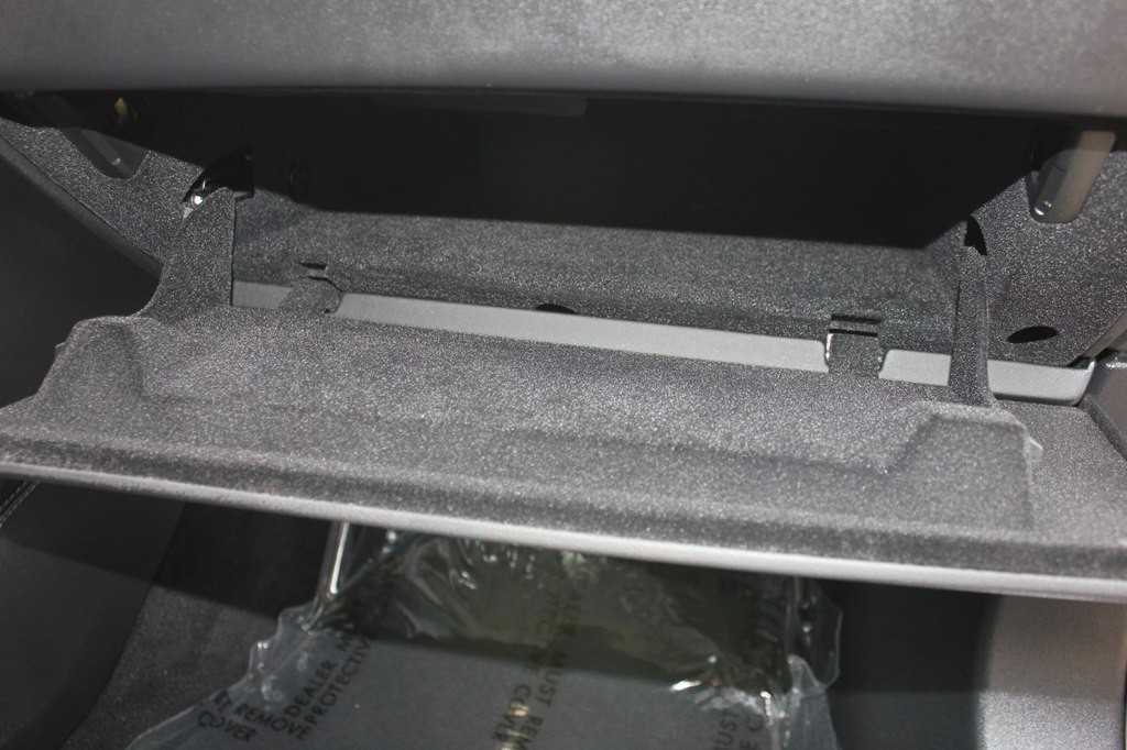 2015 Tesla Model S Image 34