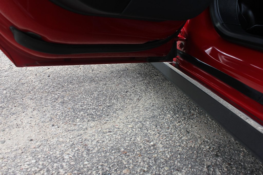 2015 Tesla Model S Image 45