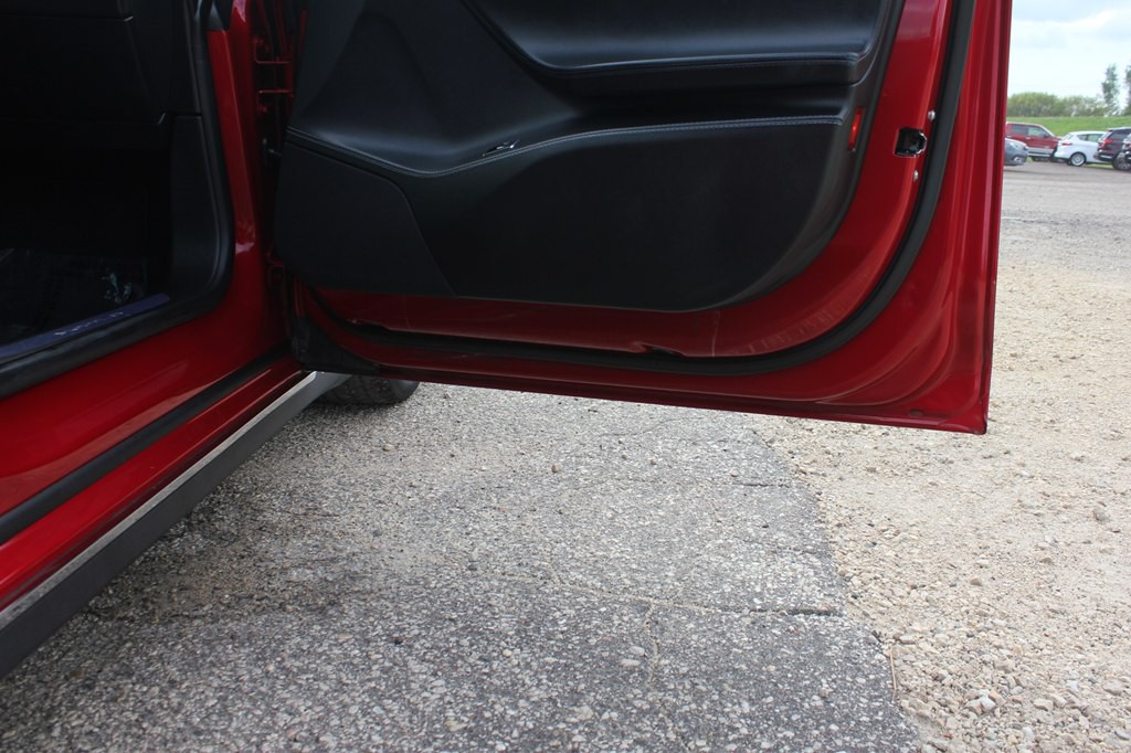 2015 Tesla Model S Image 47