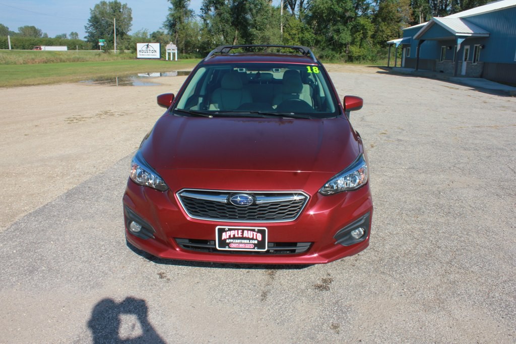 2018 Subaru Impreza Image 2