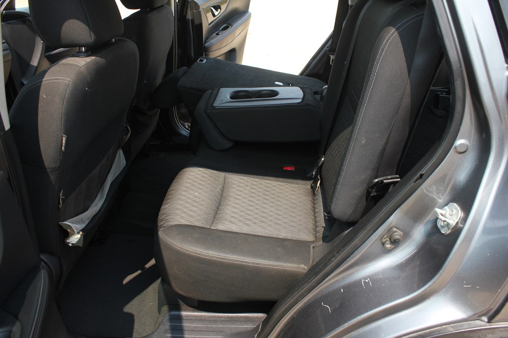 2017 Nissan Rogue Image 30