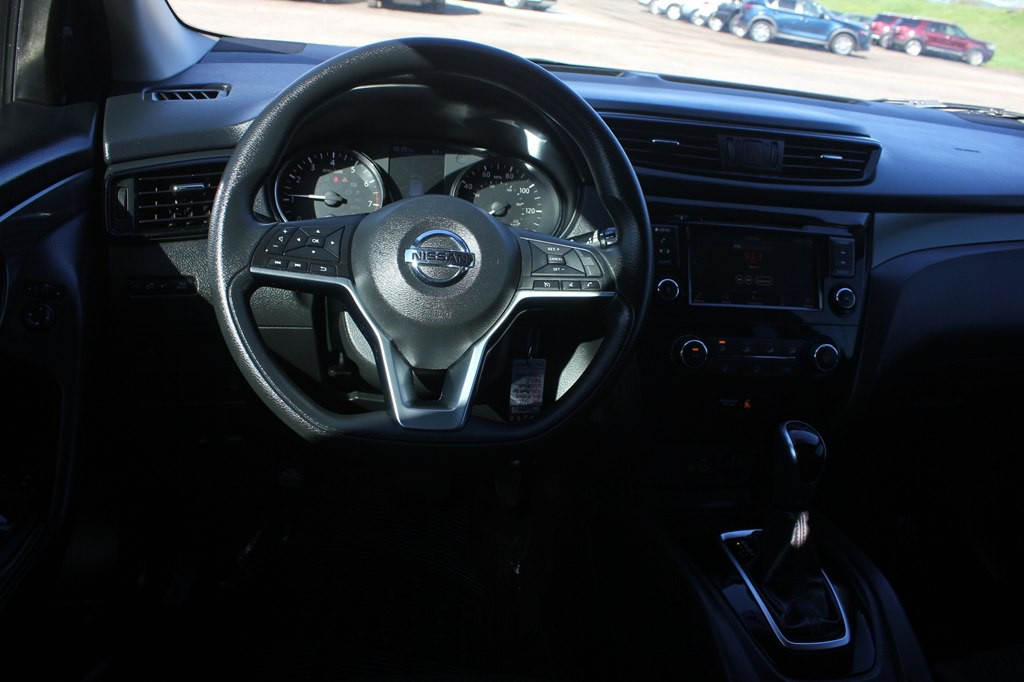 2019 Nissan Rogue Image 9