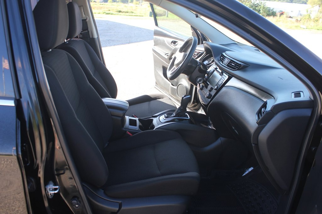 2019 Nissan Rogue Image 31