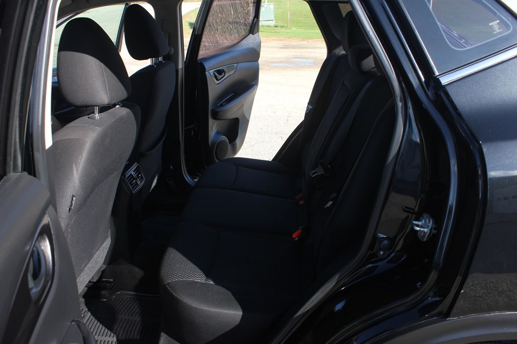 2019 Nissan Rogue Image 38