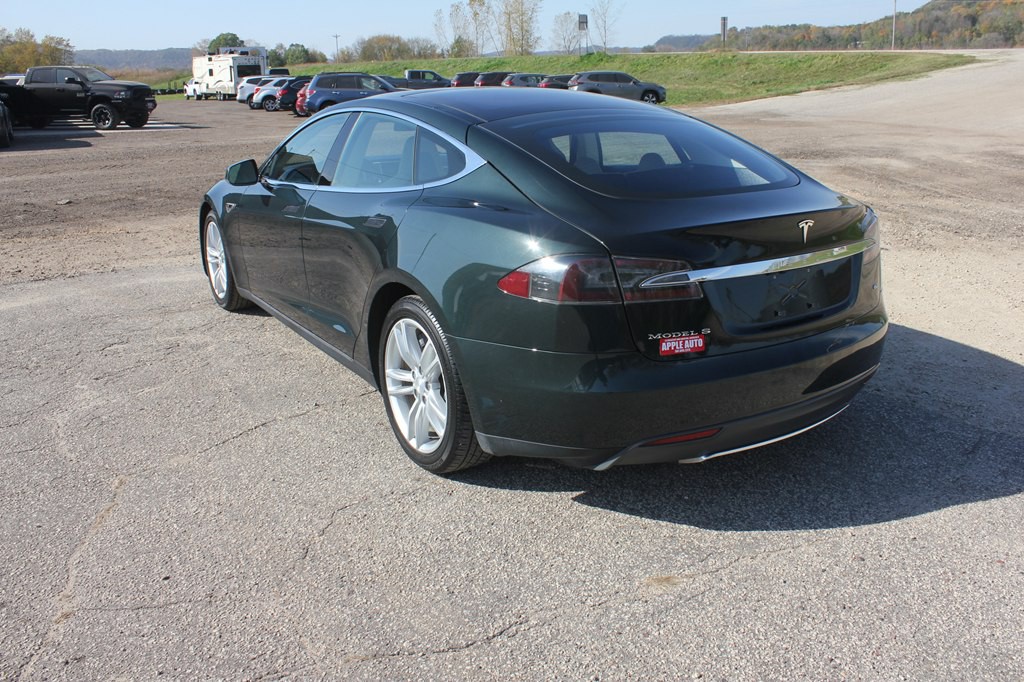 2013 Tesla Model S Image 7