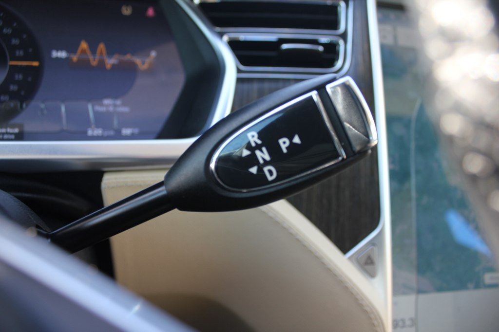 2013 Tesla Model S Image 16