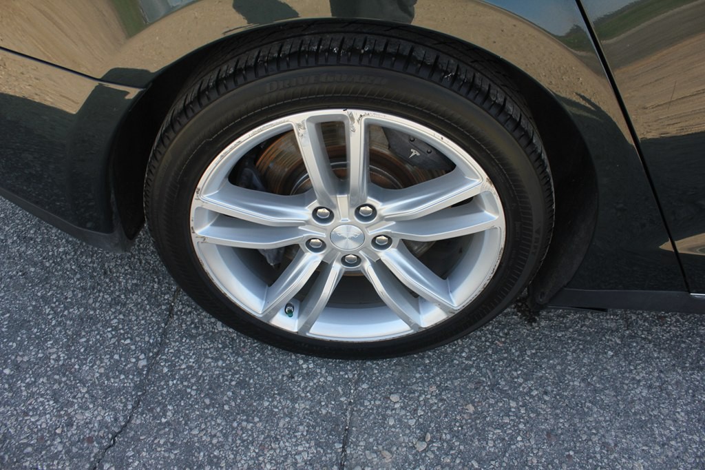 2013 Tesla Model S Image 50