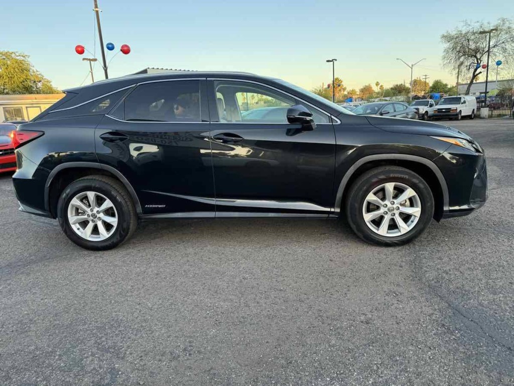 2017 Lexus RX 450h Image 4