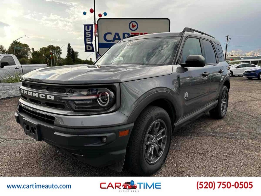 2021 Ford Bronco Image 1