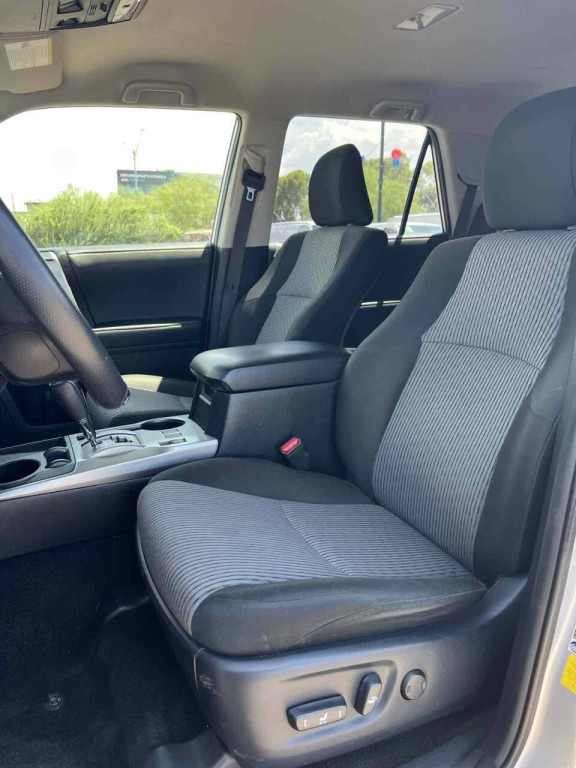 2021 Toyota 4Runner Image 21