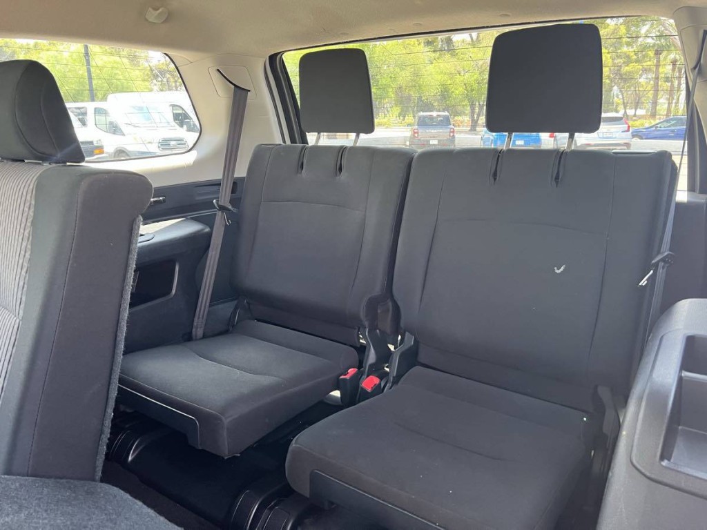 2021 Toyota 4Runner Image 25