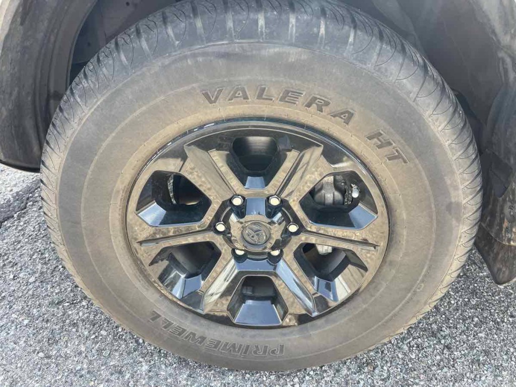 2021 Toyota 4Runner Image 9