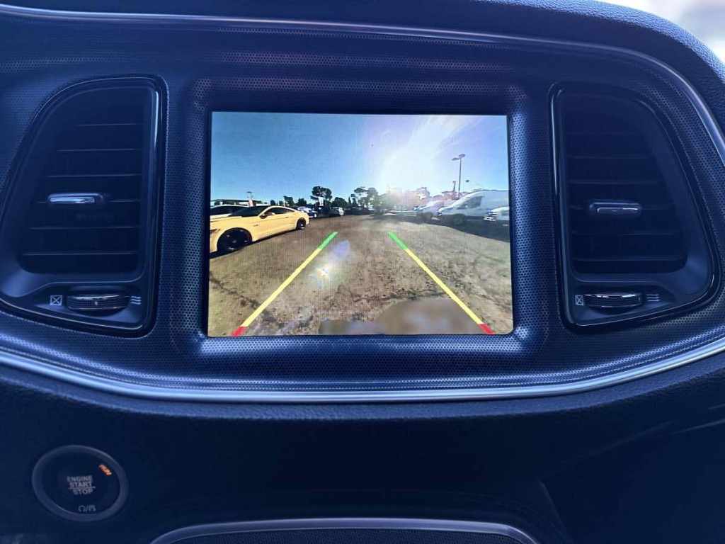 2018 Dodge Challenger Image 17