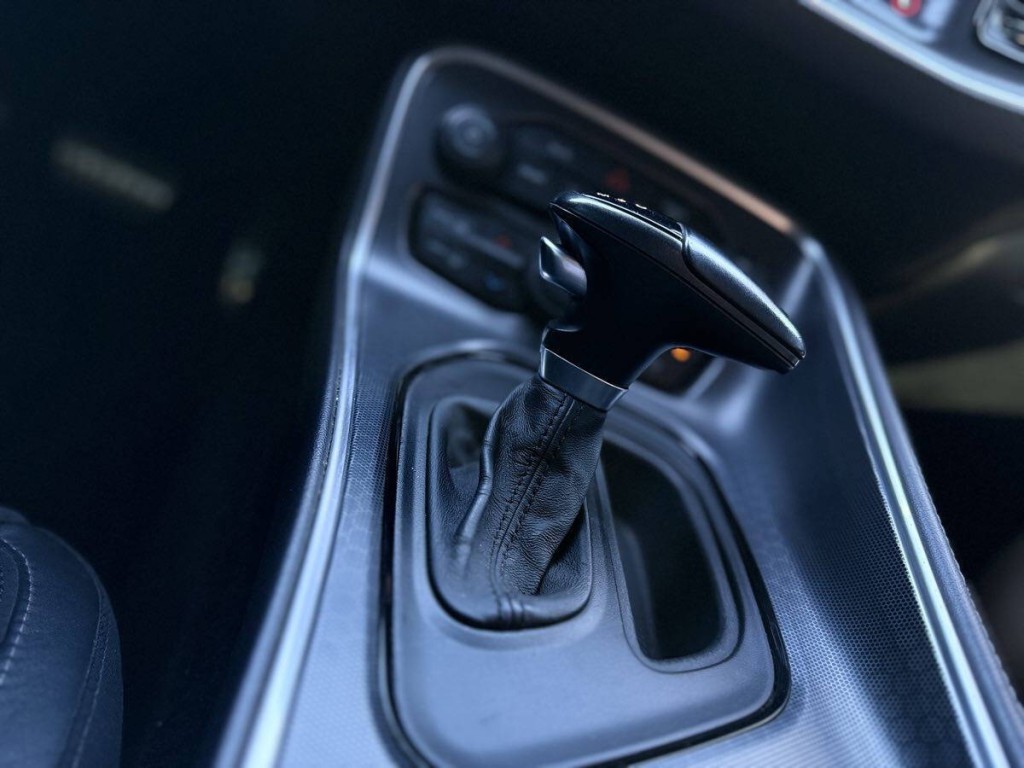 2018 Dodge Challenger Image 19