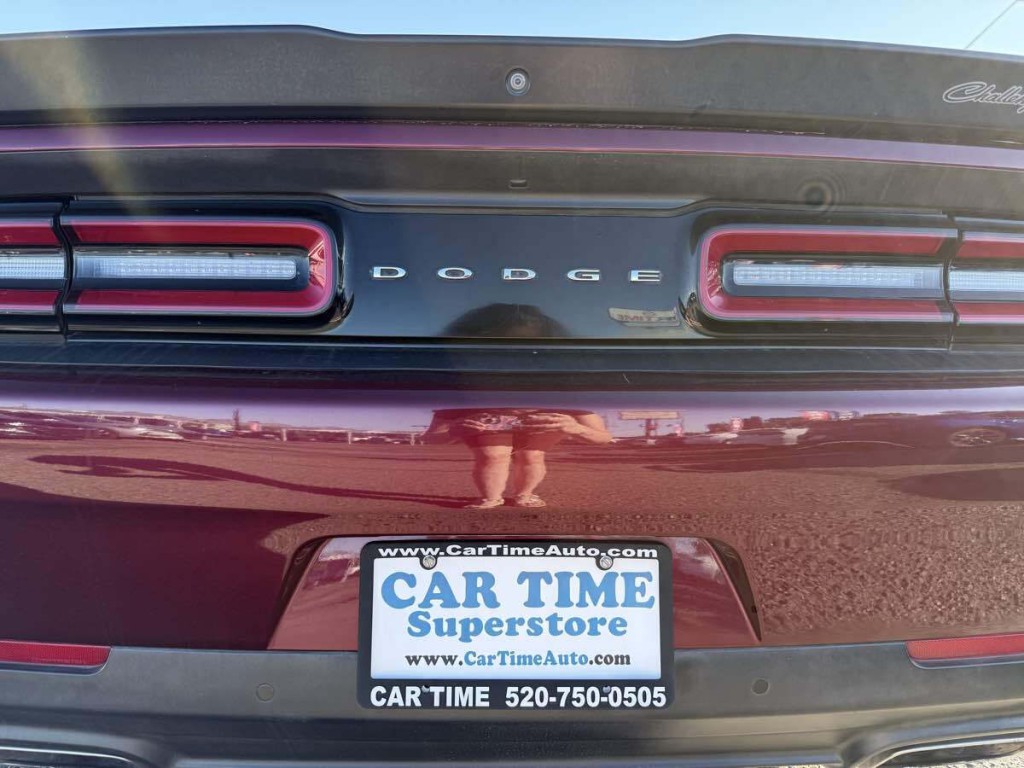2018 Dodge Challenger Image 10