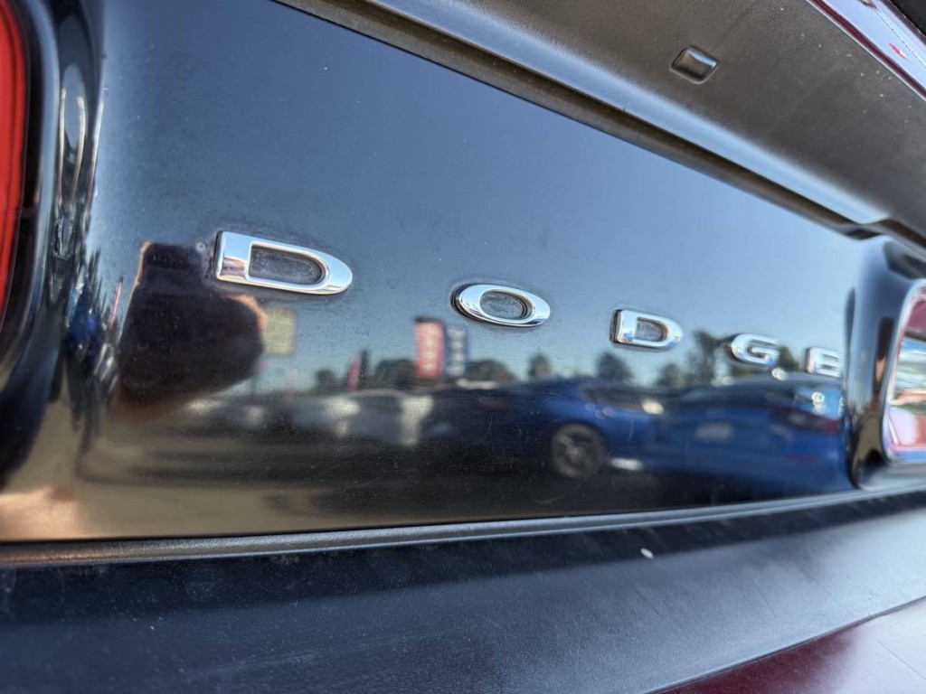 2018 Dodge Challenger Image 11