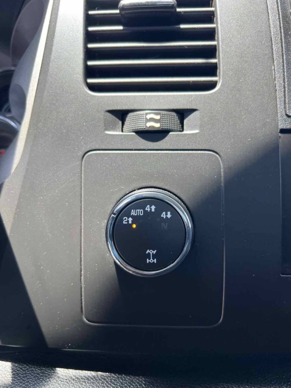 2011 Chevrolet Silverado 1500 Image 12