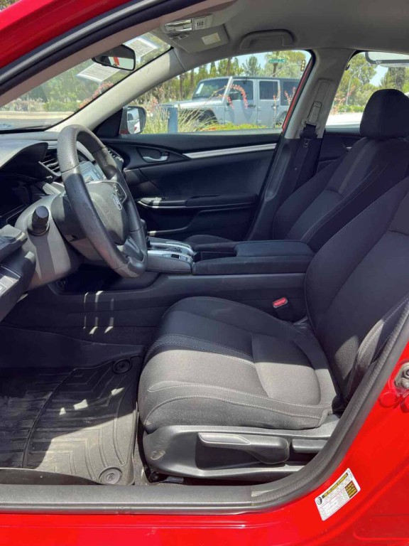 2017 Honda Civic Image 13