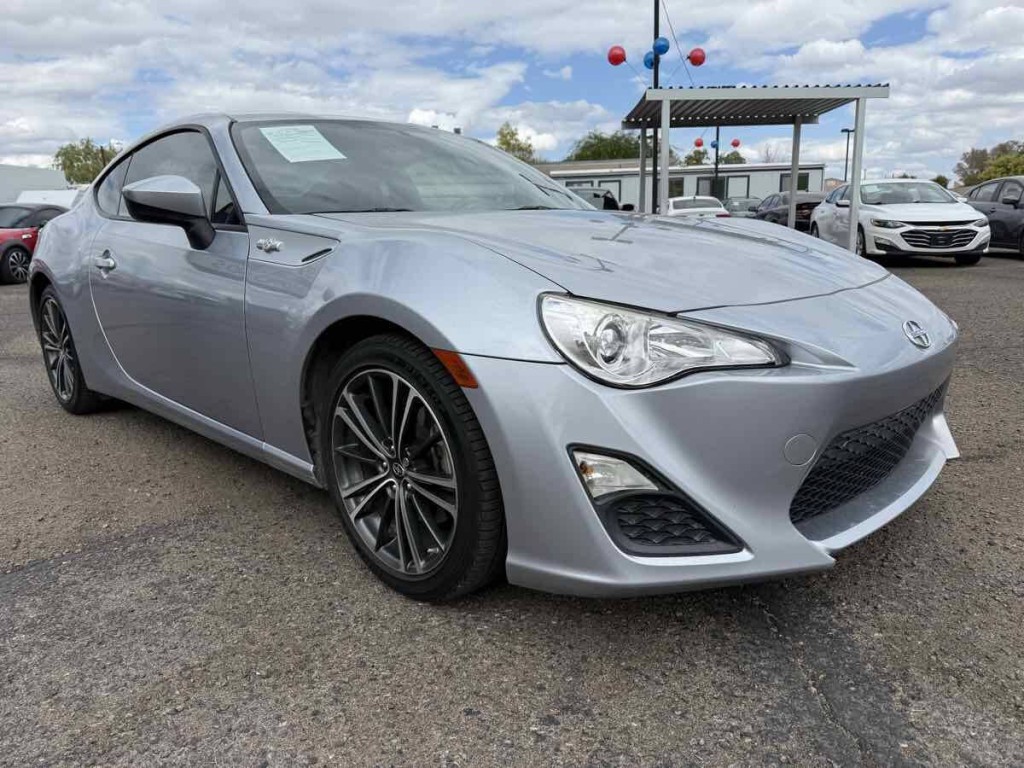 2015 Scion FR-S Image 3