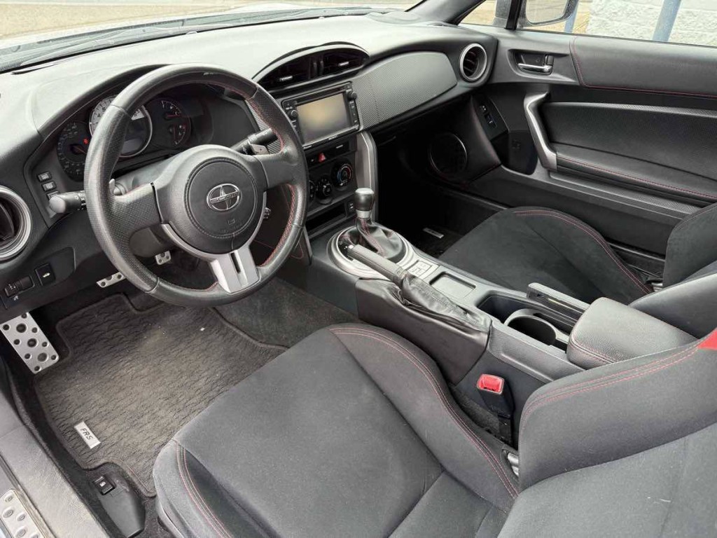 2015 Scion FR-S Image 10