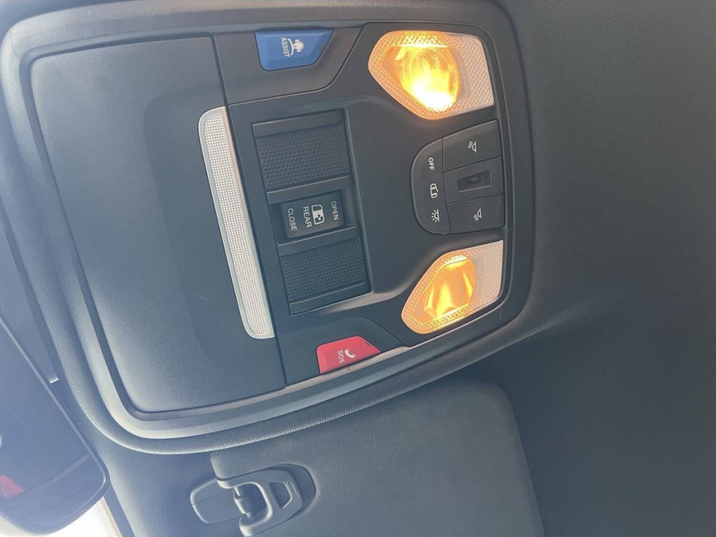 2022 RAM 1500 Image 21