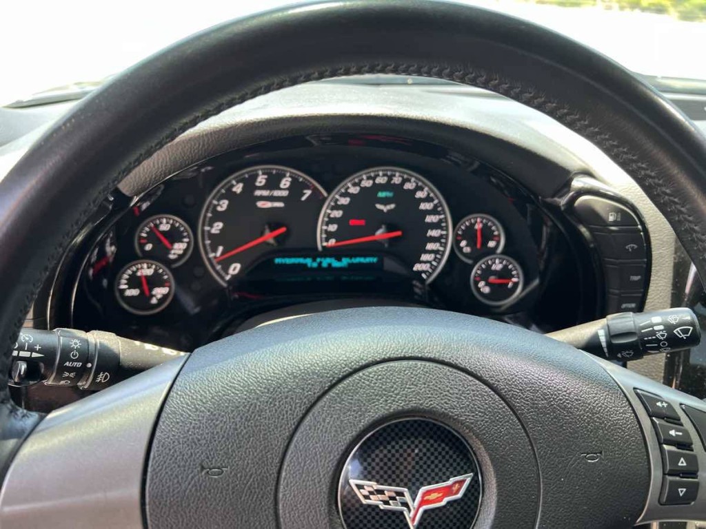 2007 Chevrolet Corvette Image 10