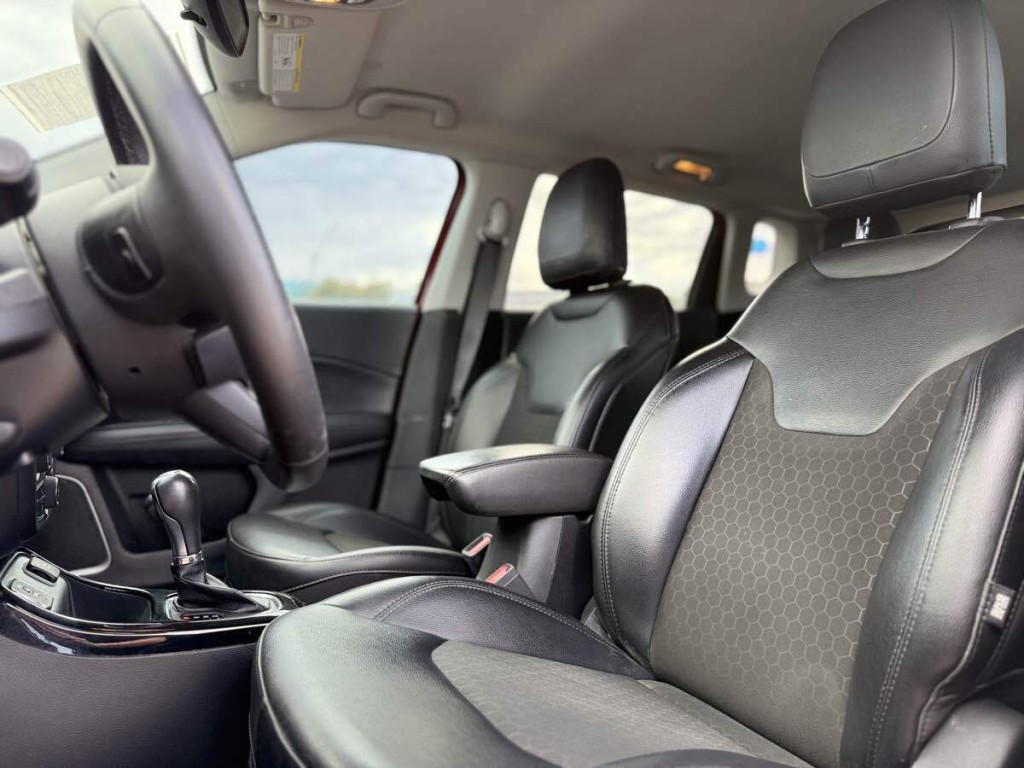 2021 Jeep Compass Image 11