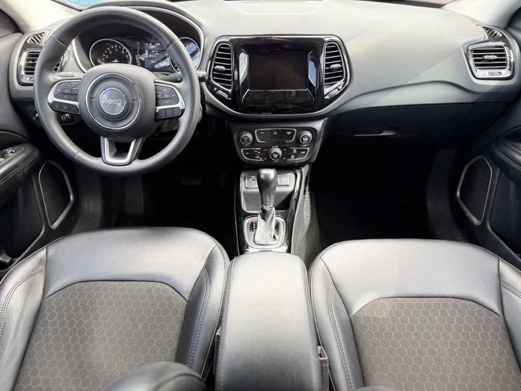 2021 Jeep Compass Image 12