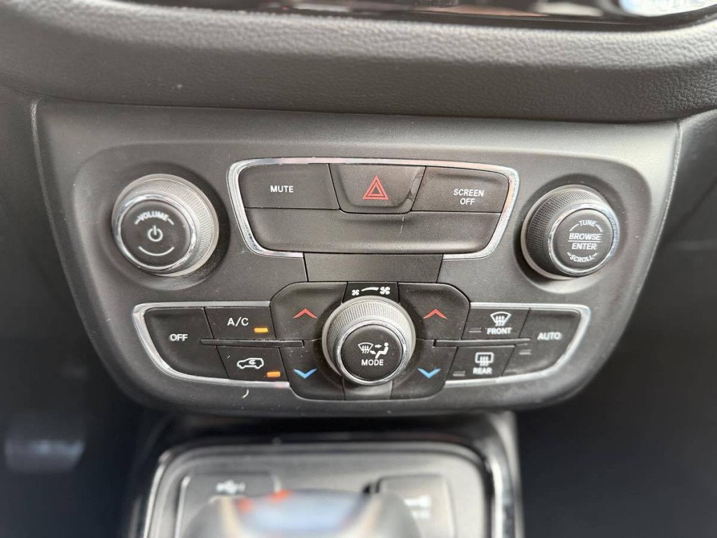 2021 Jeep Compass Image 17