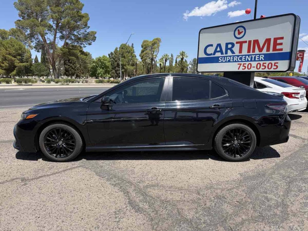 2022 Toyota Camry Image 8