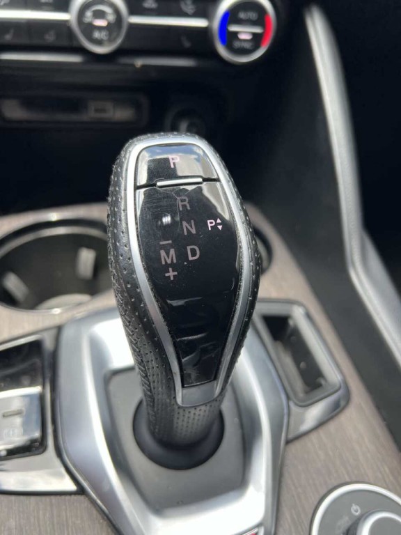 2020 Alfa Romeo Giulia Image 14