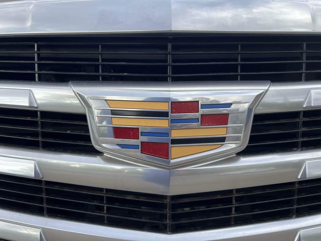 2015 Cadillac Escalade Image 6